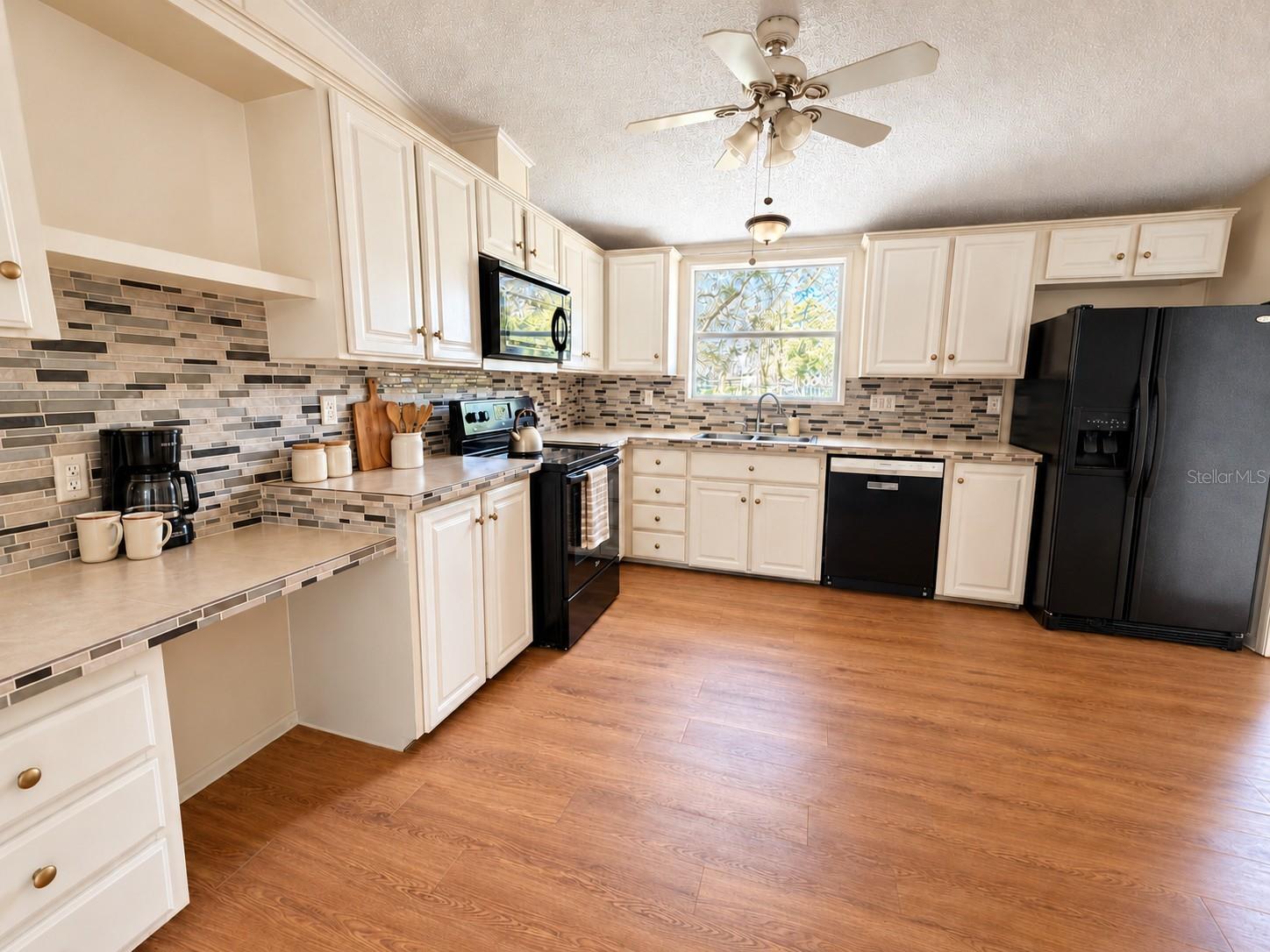 9117 WOOD TERRACE DRIVE