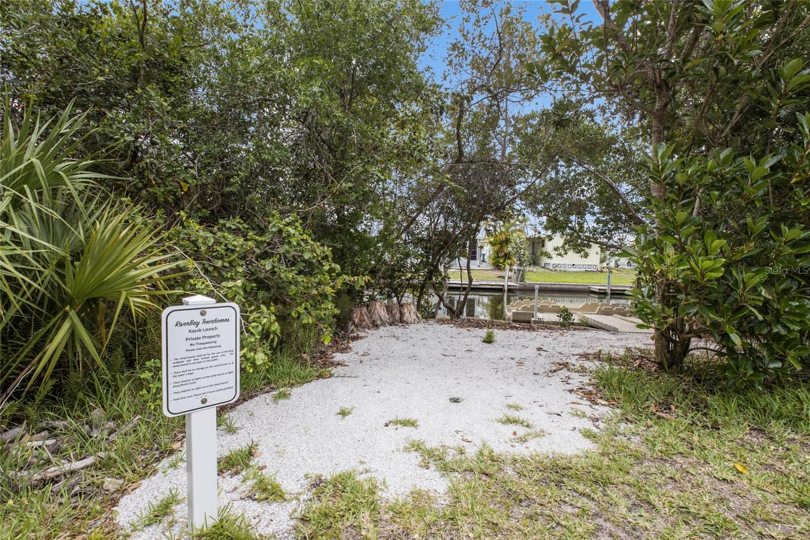 RIVERBAY TWNHMS PH ONE - Residential