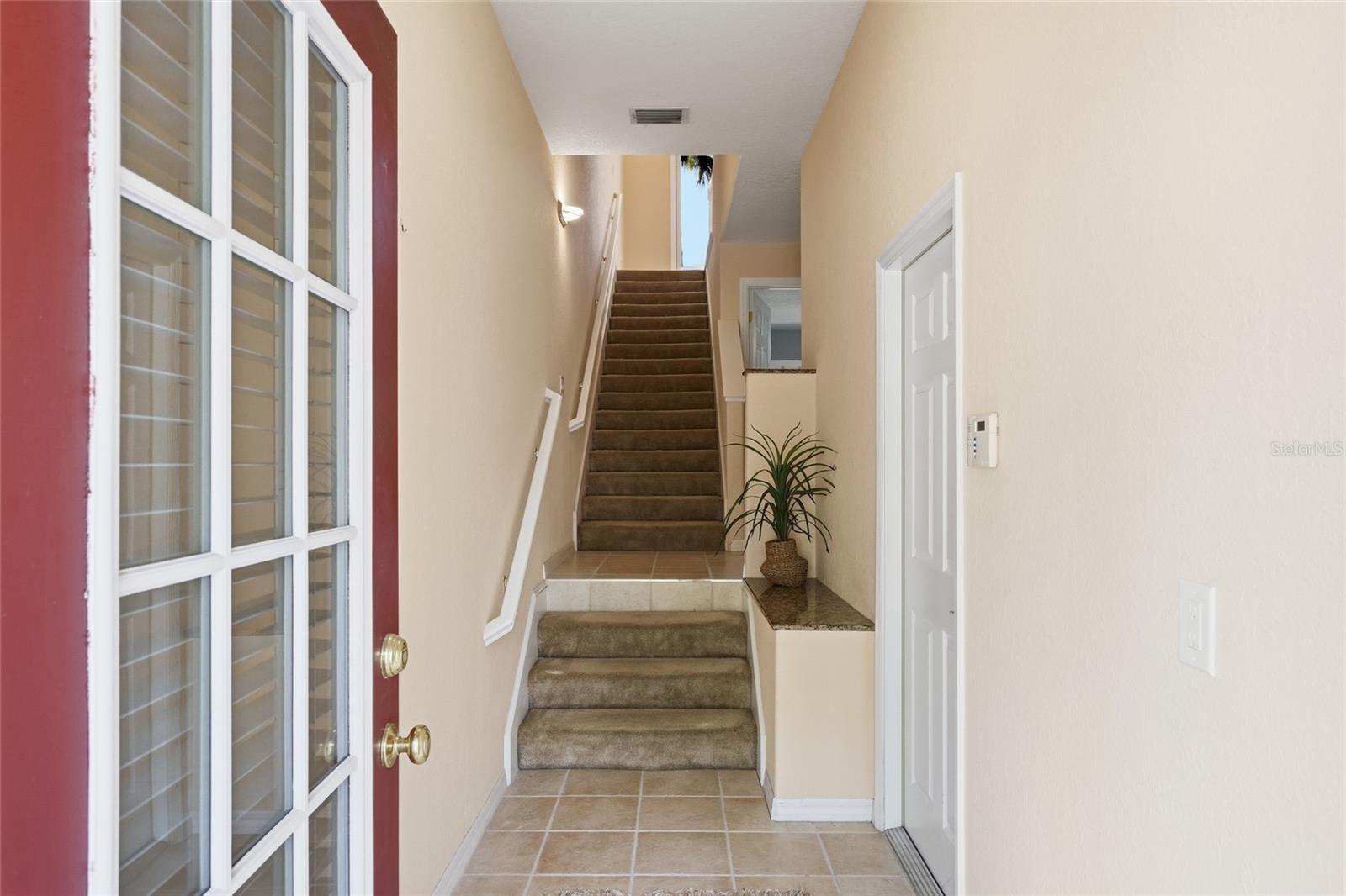 RIVERBAY TWNHMS PH ONE - Residential