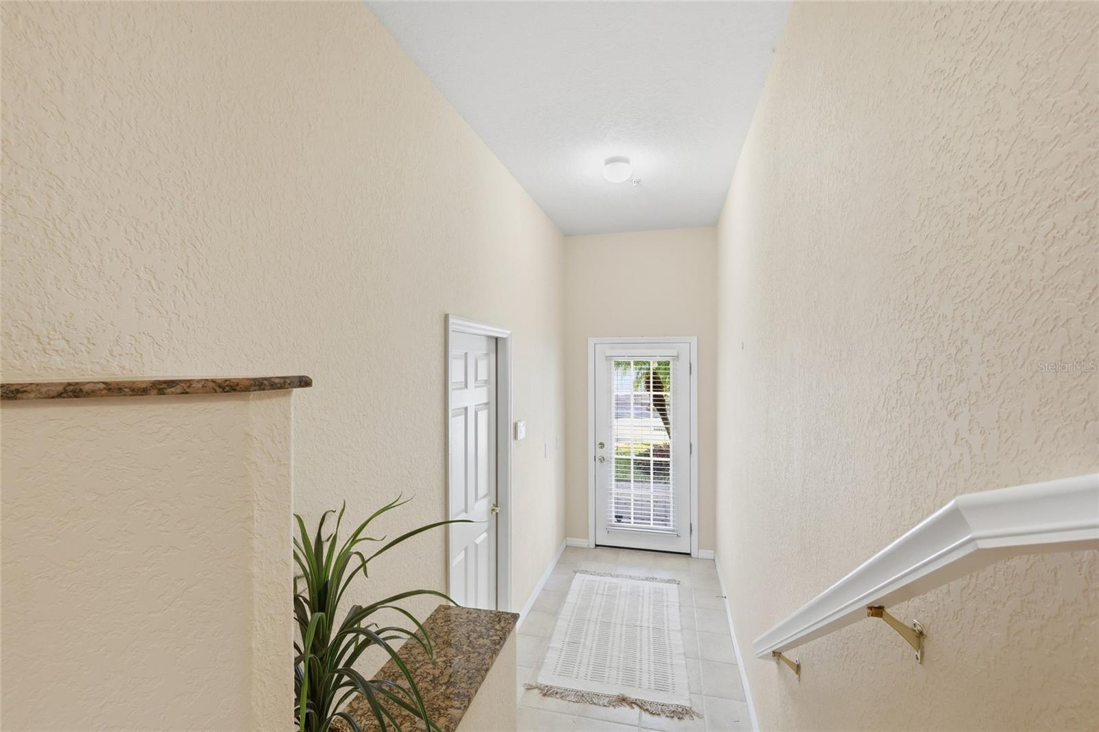 RIVERBAY TWNHMS PH ONE - Residential