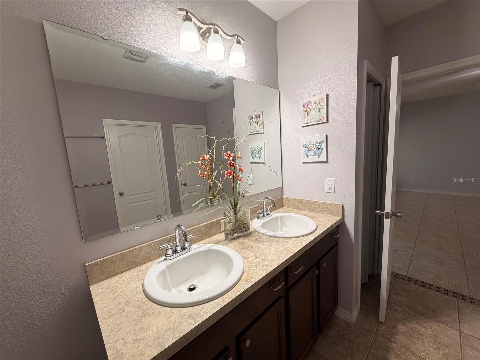 SAWGRASS BAY PH 1B - Residential