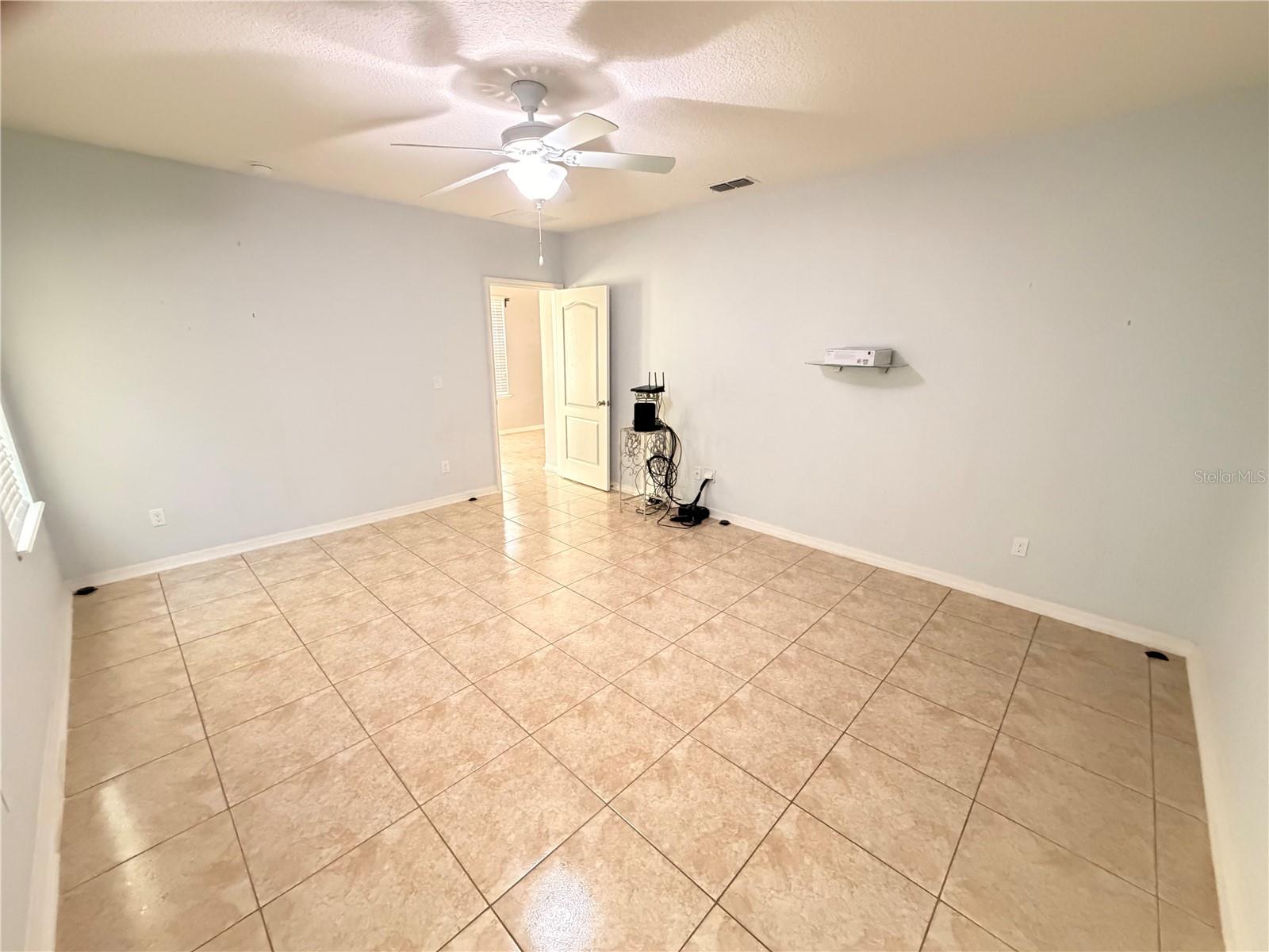 SAWGRASS BAY PH 1B - Residential