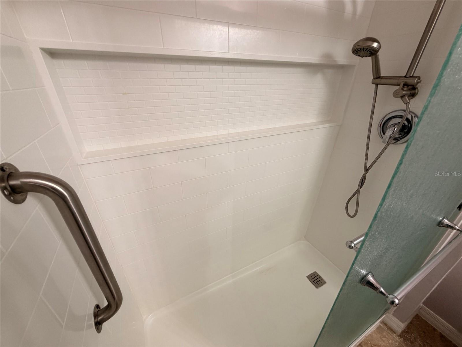 SAWGRASS BAY PH 1B - Residential