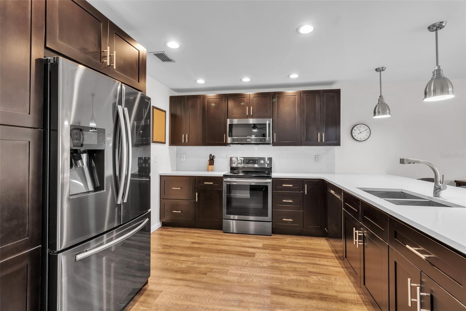 PALM-AIRE AT SARASOTA 7-C - Residential