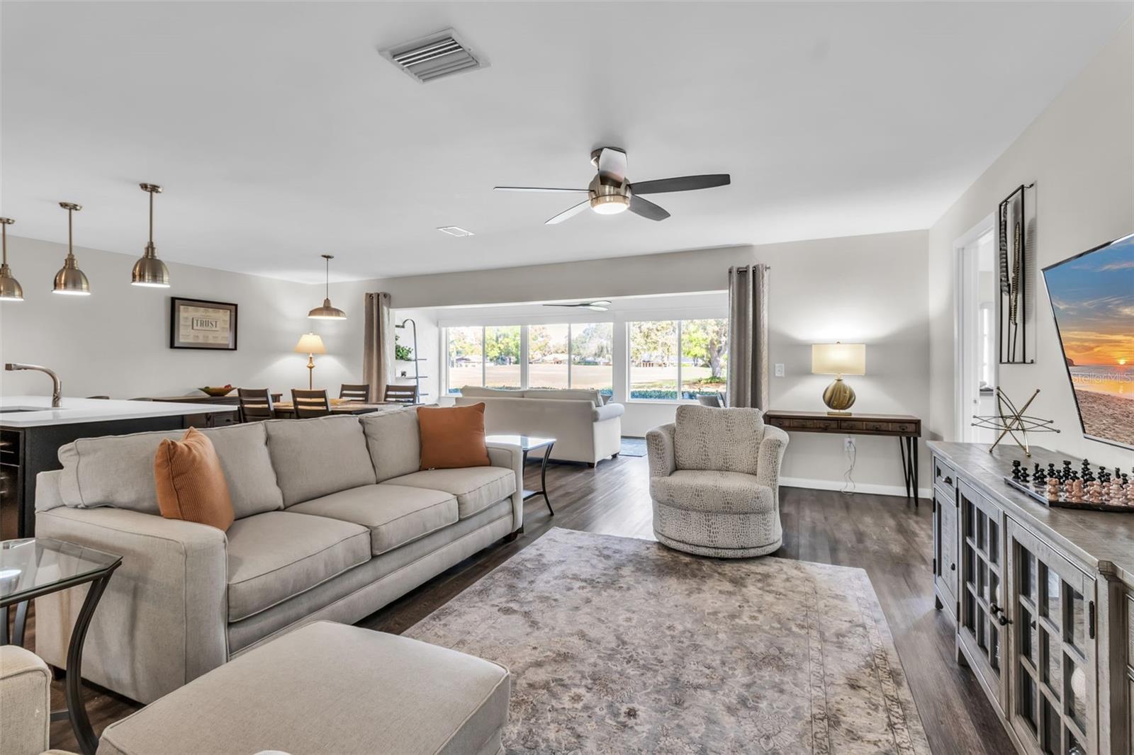 PALM-AIRE AT SARASOTA 7-C - Residential