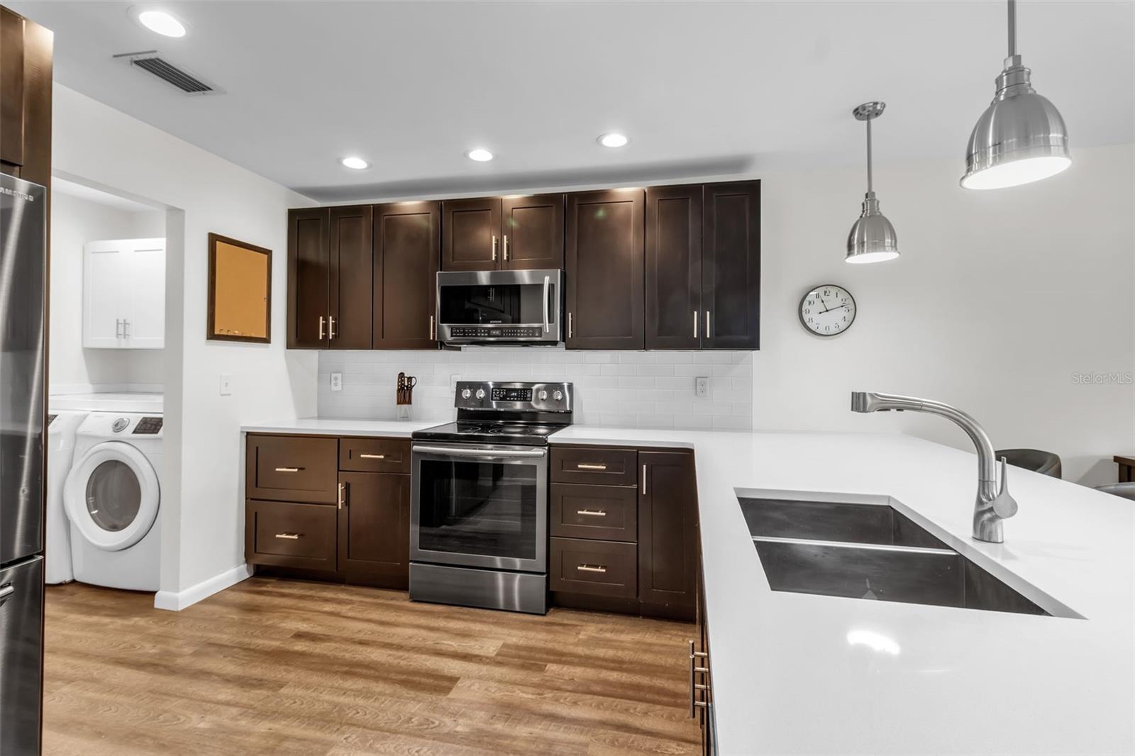 PALM-AIRE AT SARASOTA 7-C - Residential