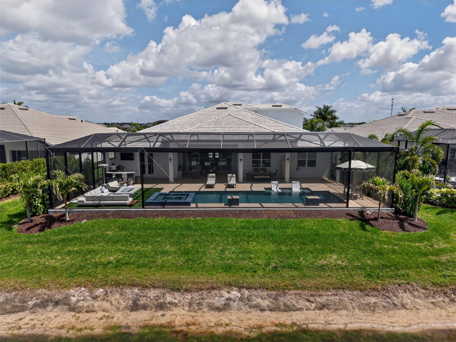 ISLES AT LAKEWOOD RANCH - Residential