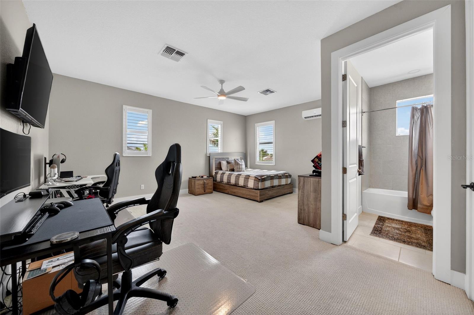 ISLES AT LAKEWOOD RANCH - Residential