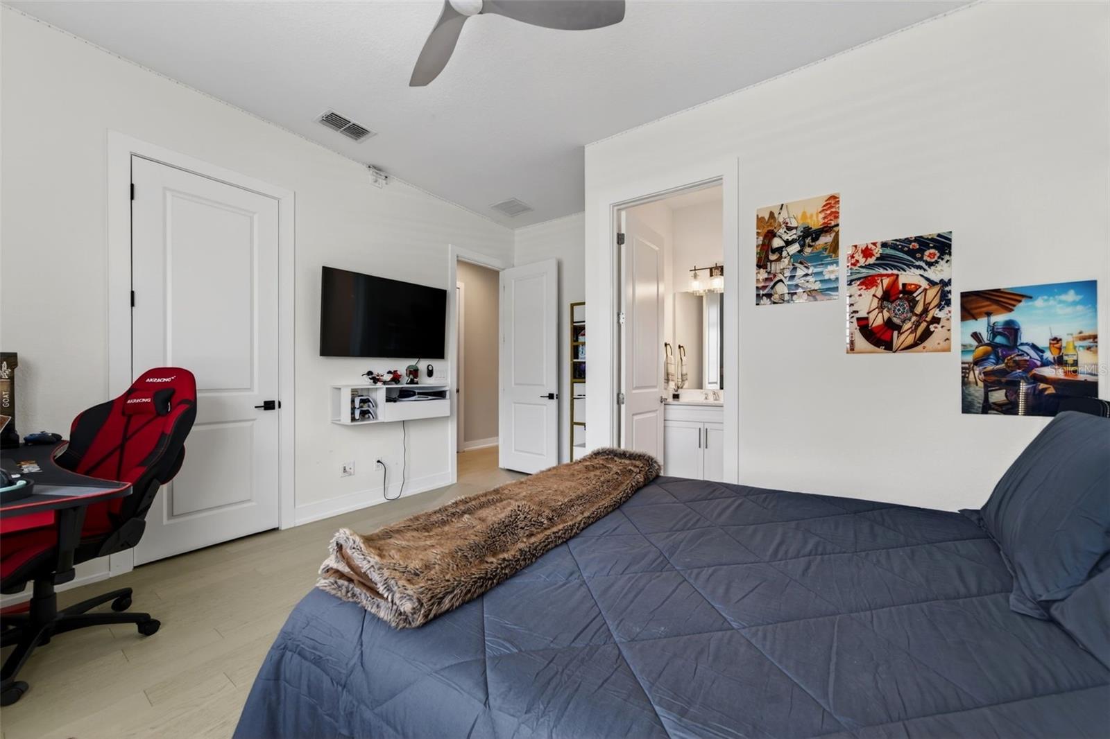 ISLES AT LAKEWOOD RANCH - Residential