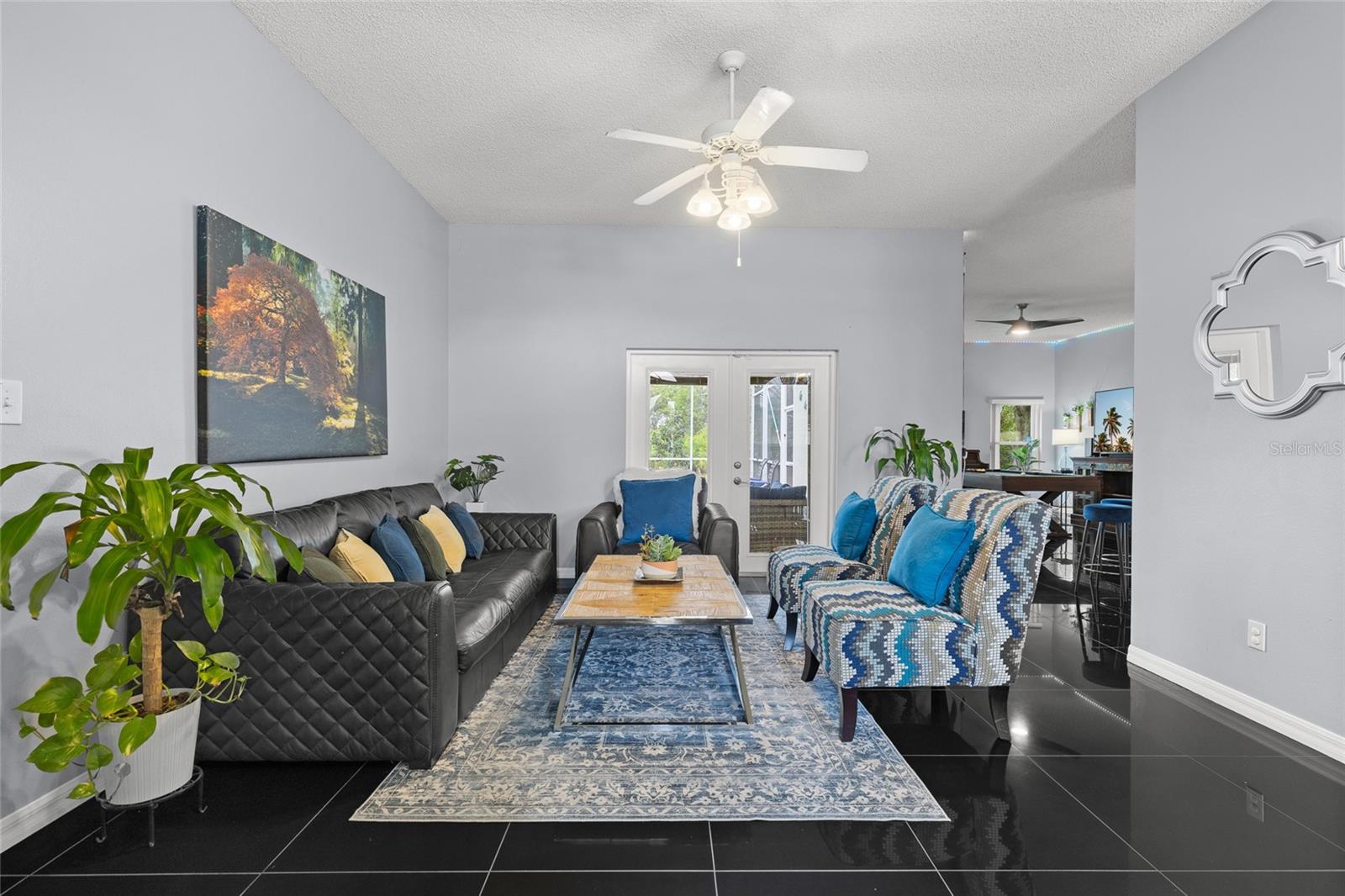 SOUTHCHASE - Residential