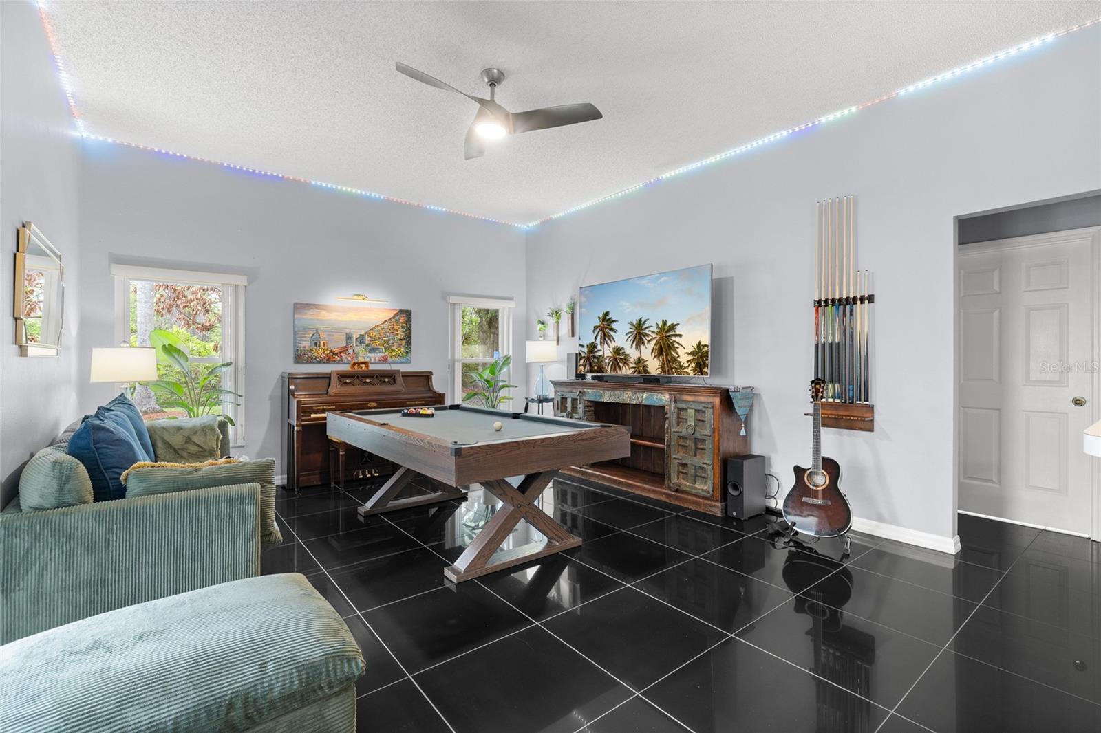 SOUTHCHASE - Residential