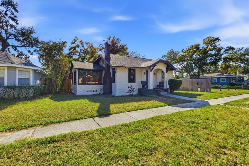 Photo of 1326 13th Avenue S, St Petersburg, FL 33705 (MLS # TB8459519)