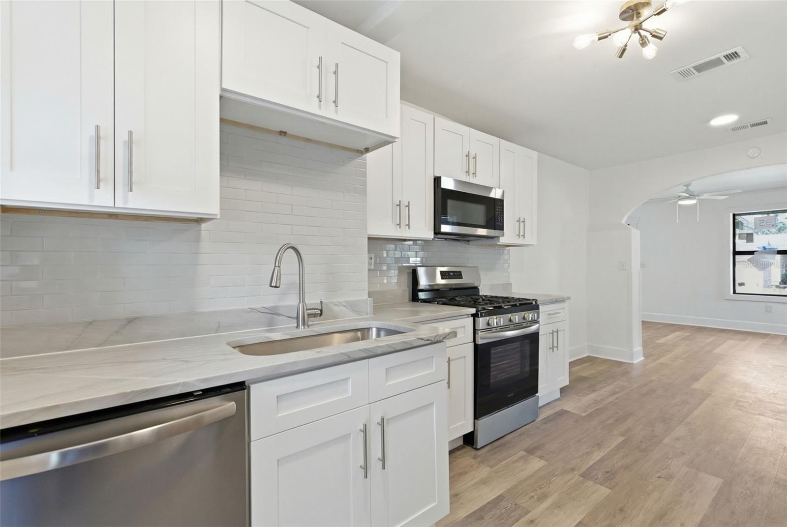 NEBRASKA PLACE SUB - Residential Lease