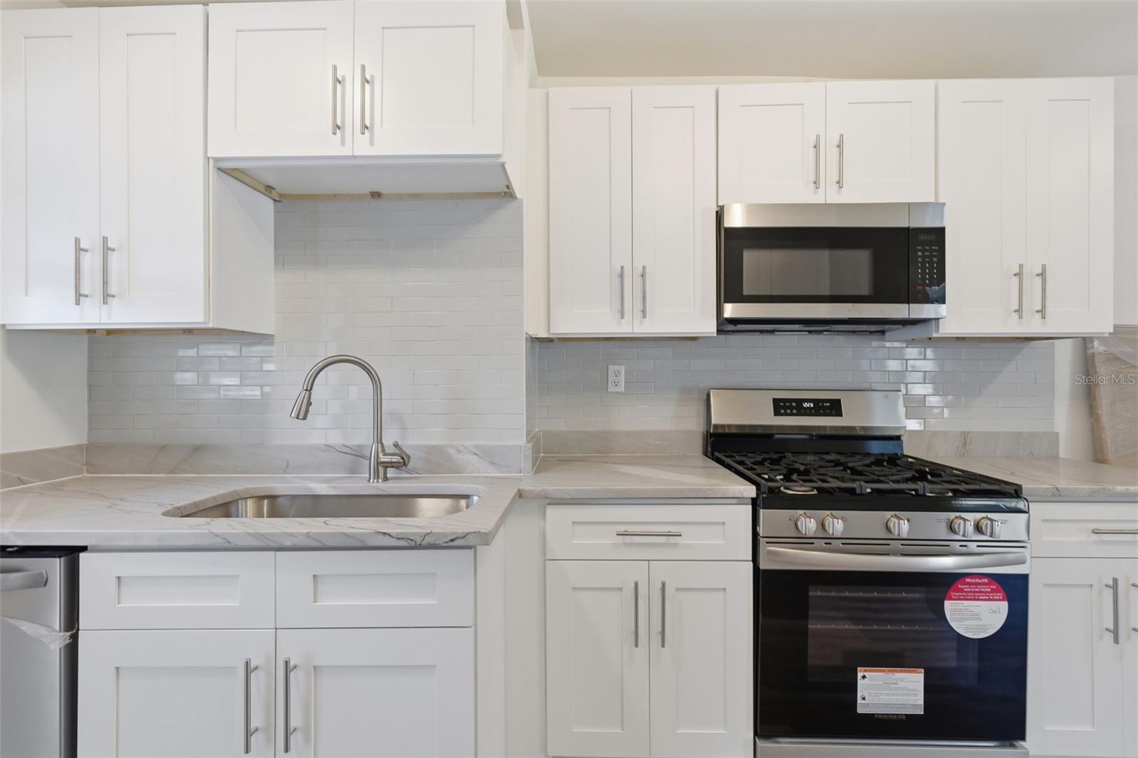 NEBRASKA PLACE SUB - Residential Lease