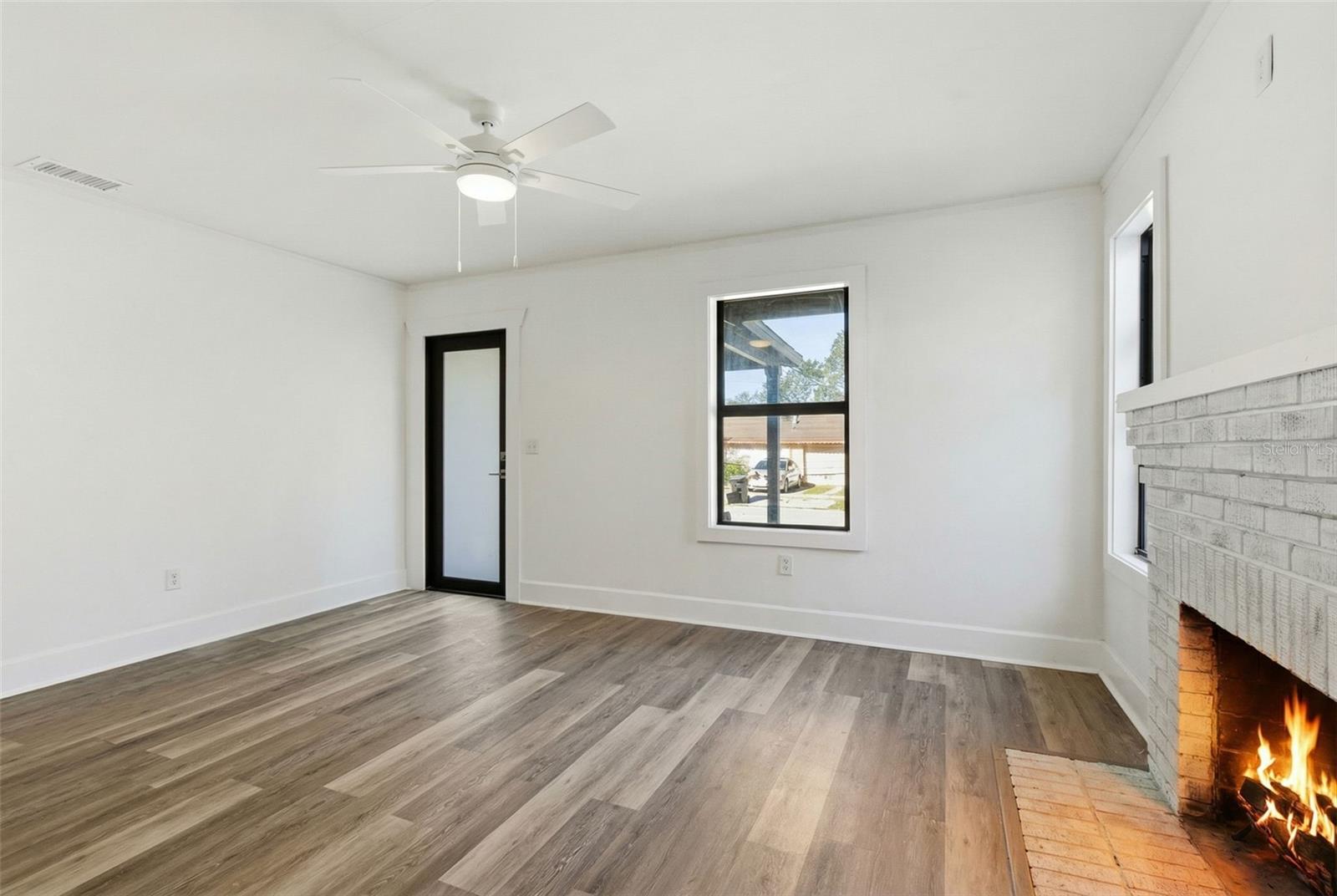 NEBRASKA PLACE SUB - Residential Lease