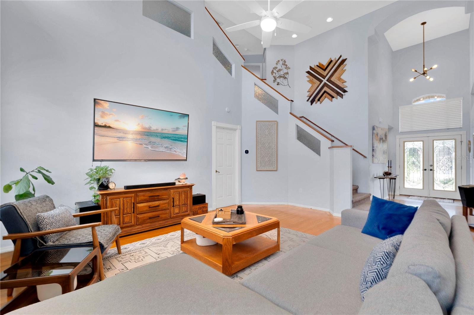 5947 DORAVILLE DRIVE
