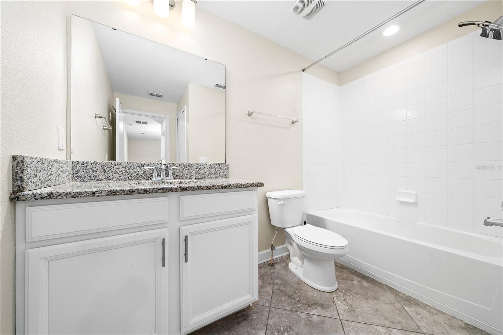 WYNDHAM LAKES ESTATES - Residential