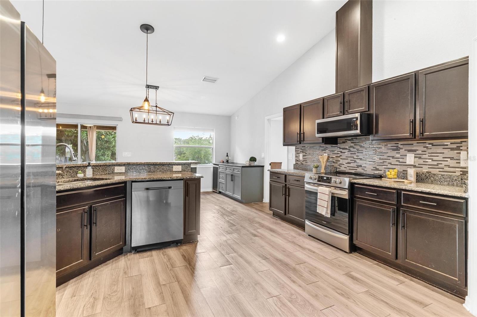 STONEWOOD ESTATES - Residential