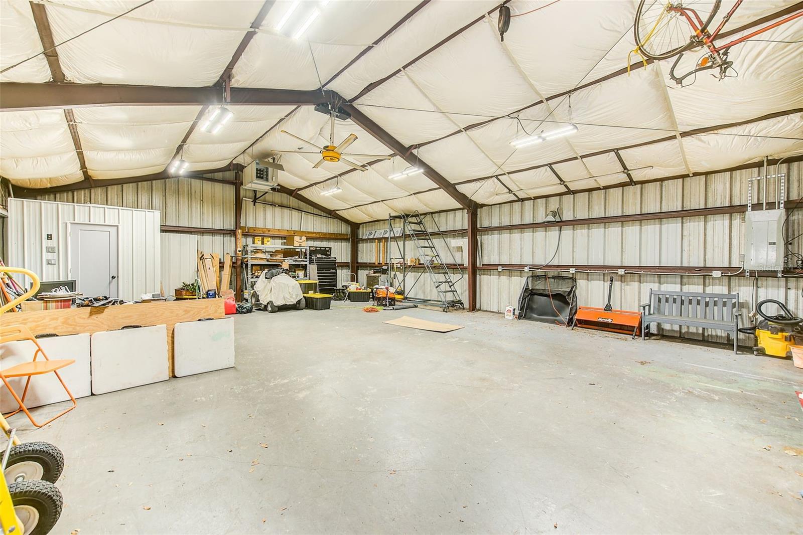 ACREAGE - Residential