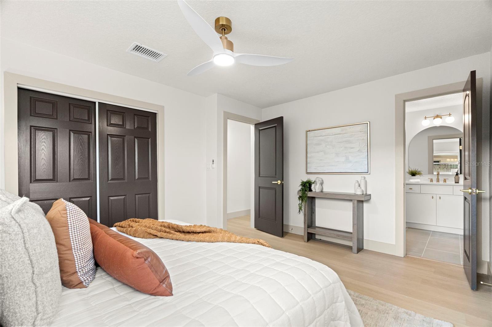 MEADOW LAWN 15TH ADD - Residential