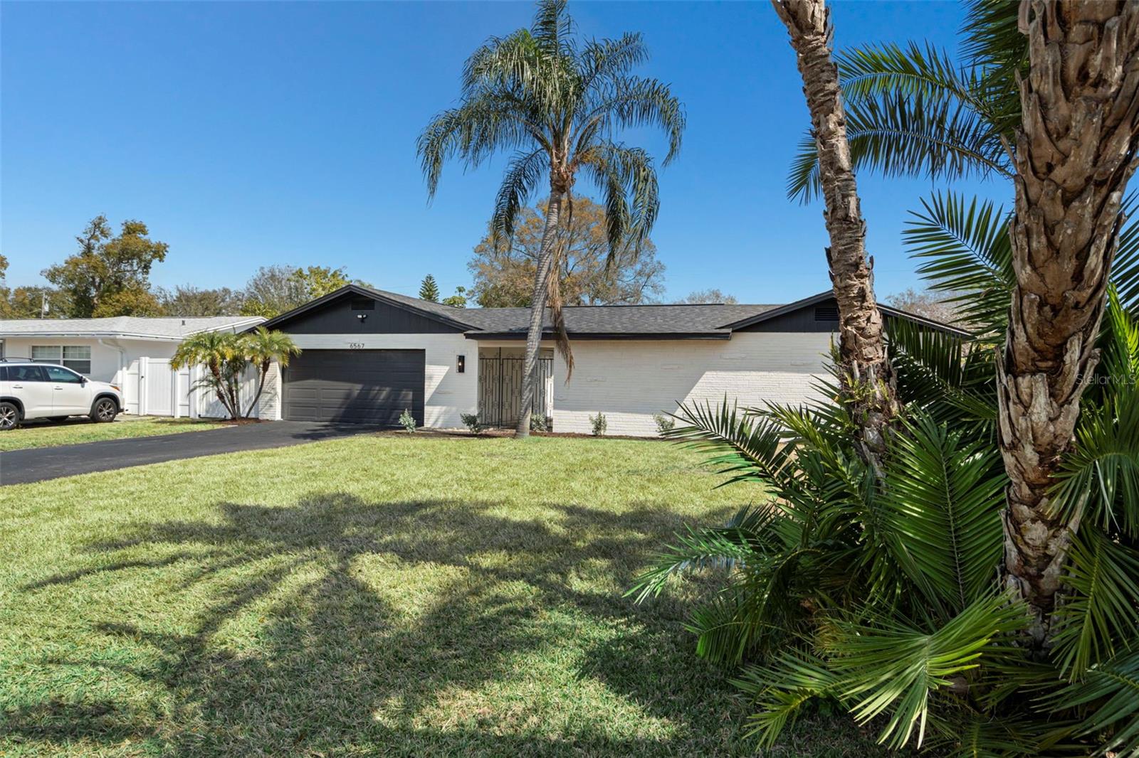 MEADOW LAWN 15TH ADD - Residential