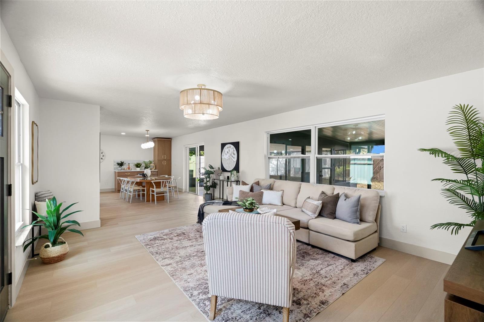 MEADOW LAWN 15TH ADD - Residential