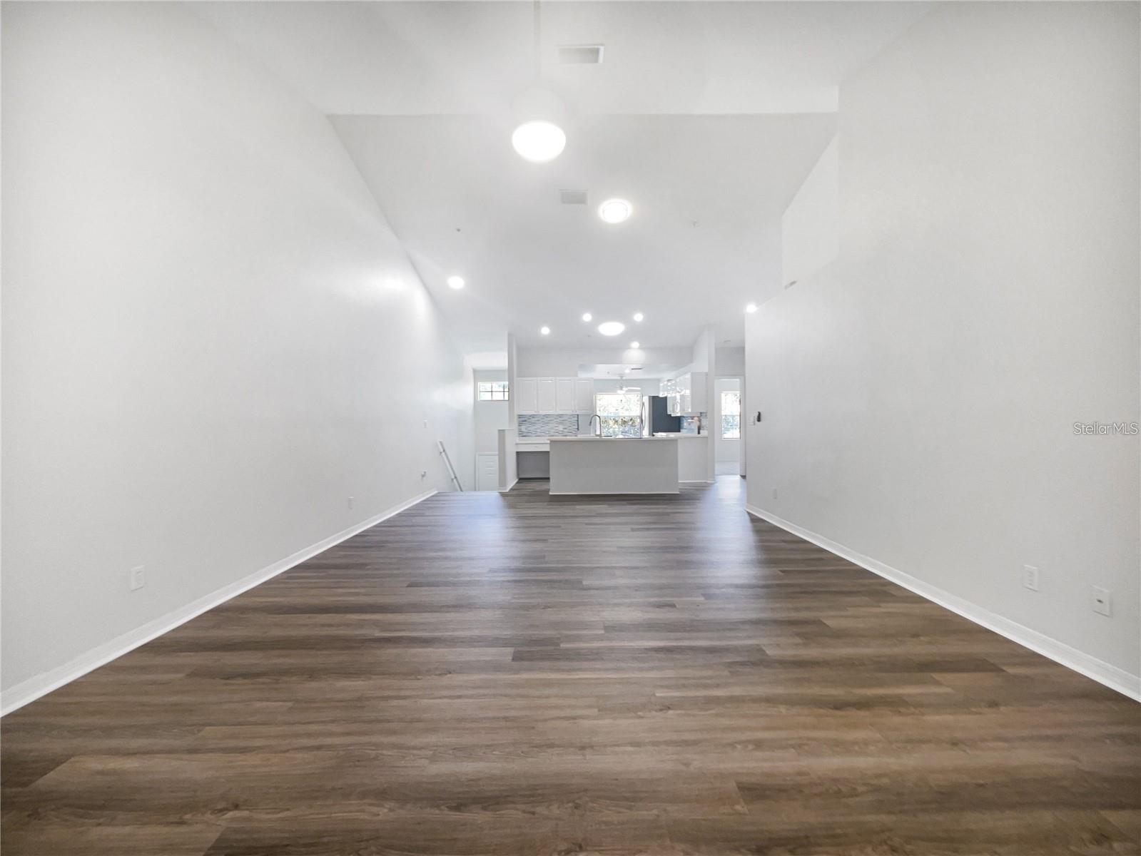 6629 PINEVIEW TERRACE 5-20