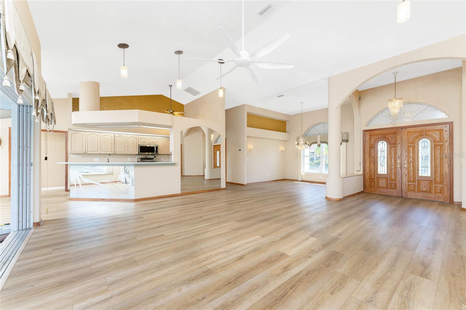 PUNTA GORDA ISLES SEC 11 - Residential