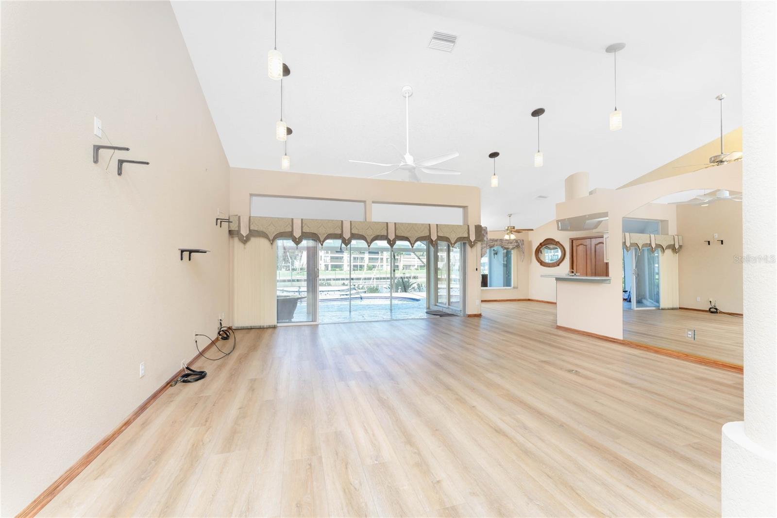 PUNTA GORDA ISLES SEC 11 - Residential