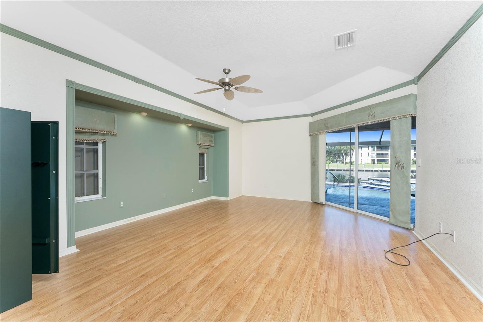 PUNTA GORDA ISLES SEC 11 - Residential