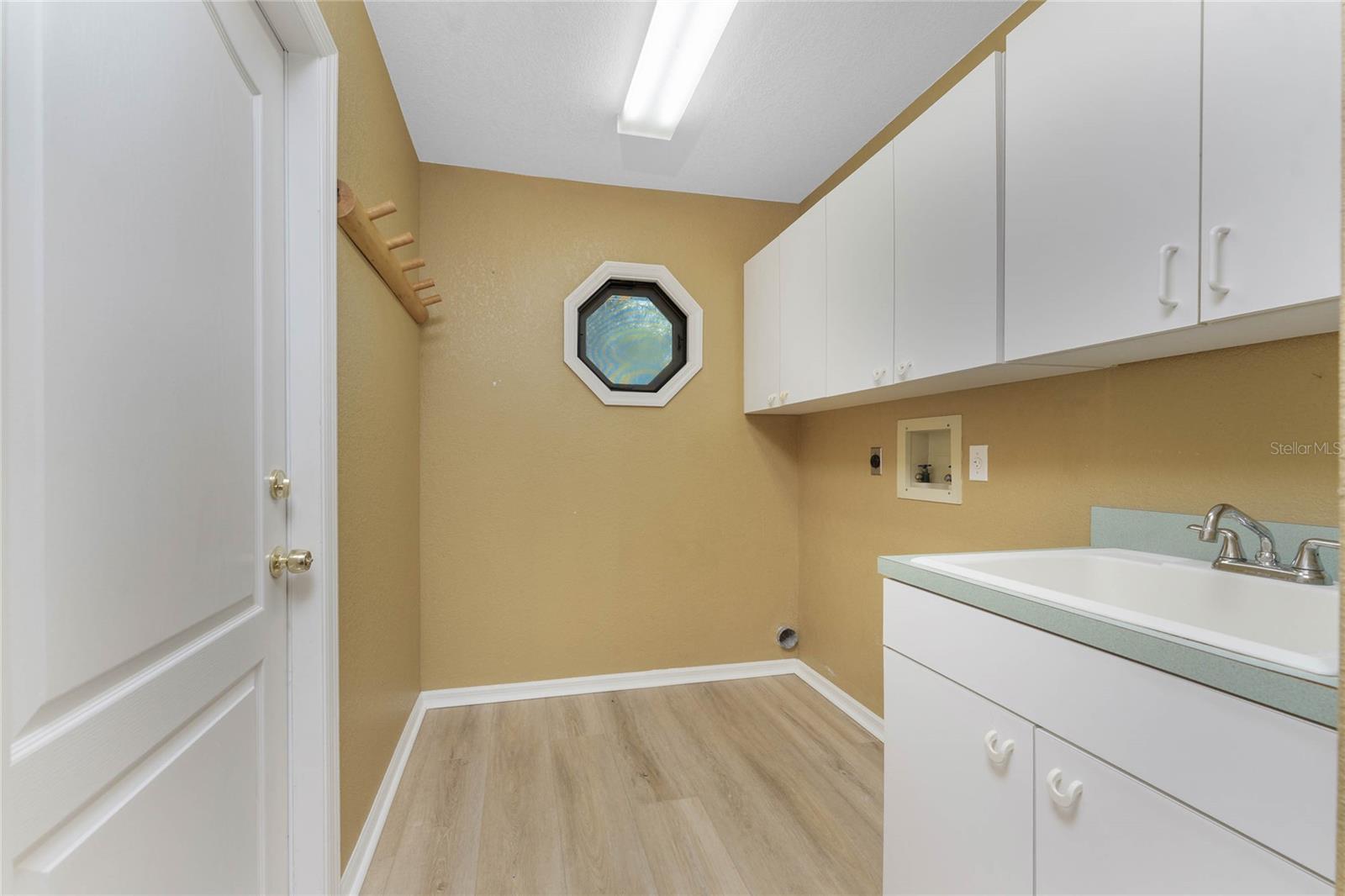 PUNTA GORDA ISLES SEC 11 - Residential