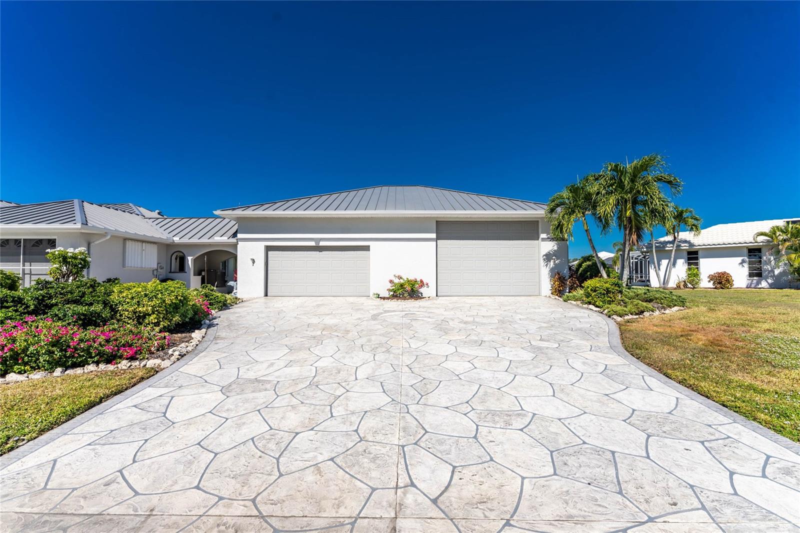 PUNTA GORDA ISLES SEC 11 - Residential
