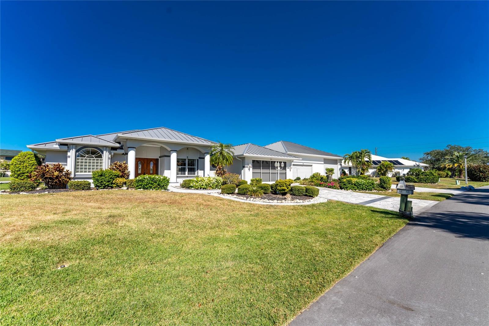 PUNTA GORDA ISLES SEC 11 - Residential