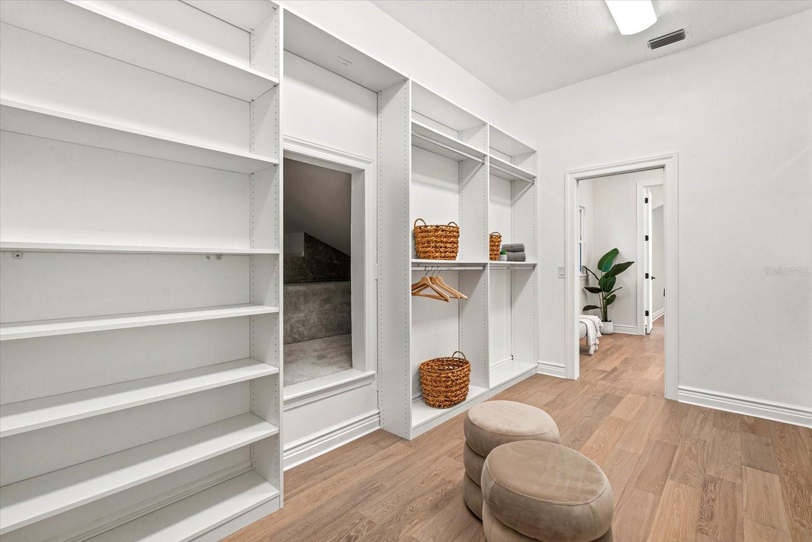 CORAL COVE - Residential Lease