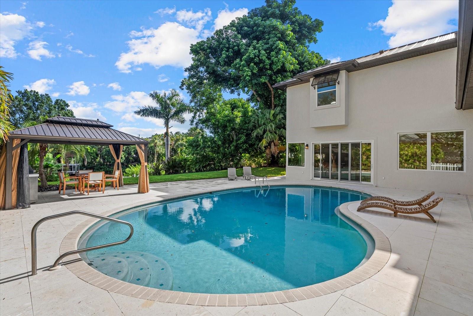 CORAL COVE - Residential Lease