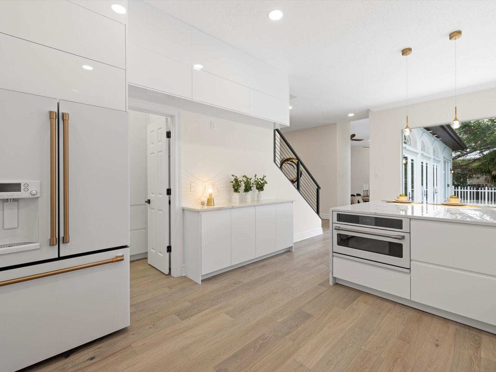 CORAL COVE - Residential Lease