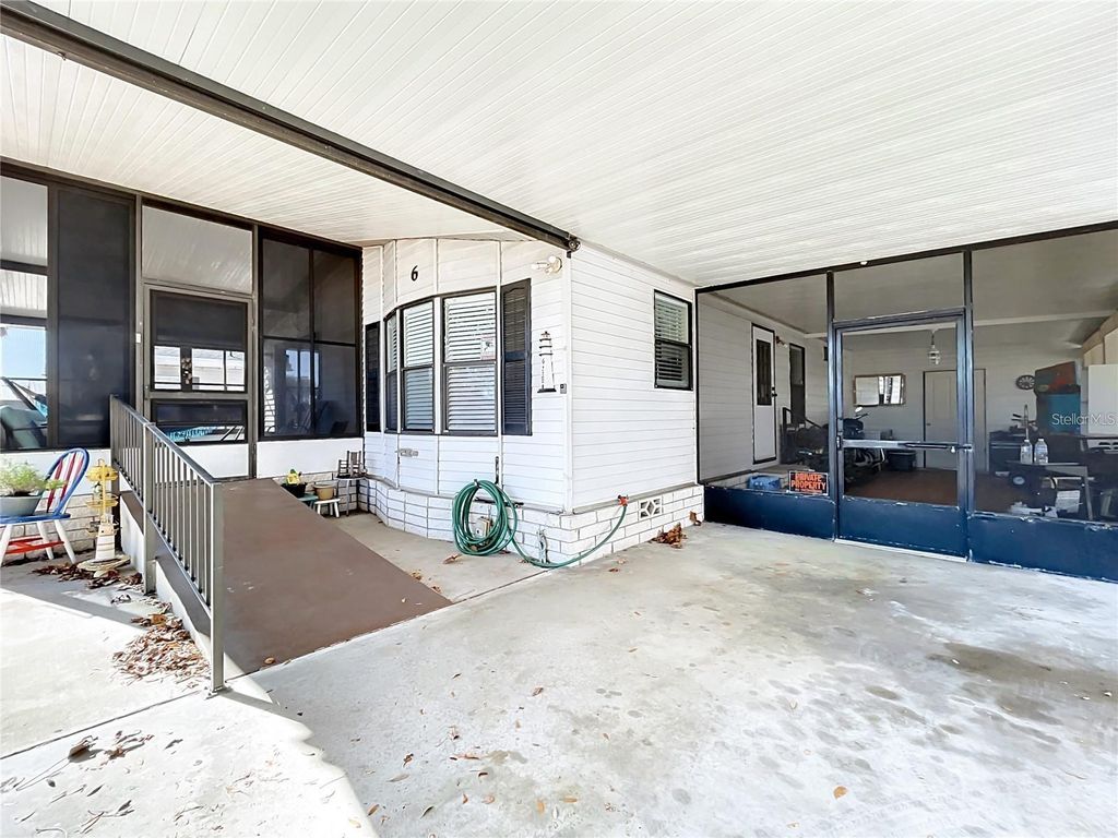 Photo of 6 Cayman Circle, Umatilla, FL 32784 (MLS # S5142684)