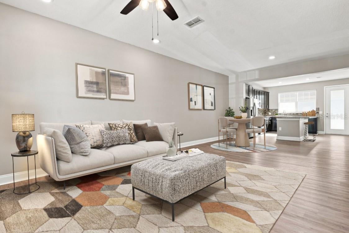 1511 SWEET APPLE STREET