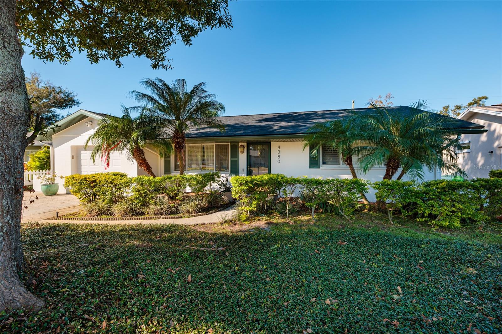 VALIANT ACRES - Residential