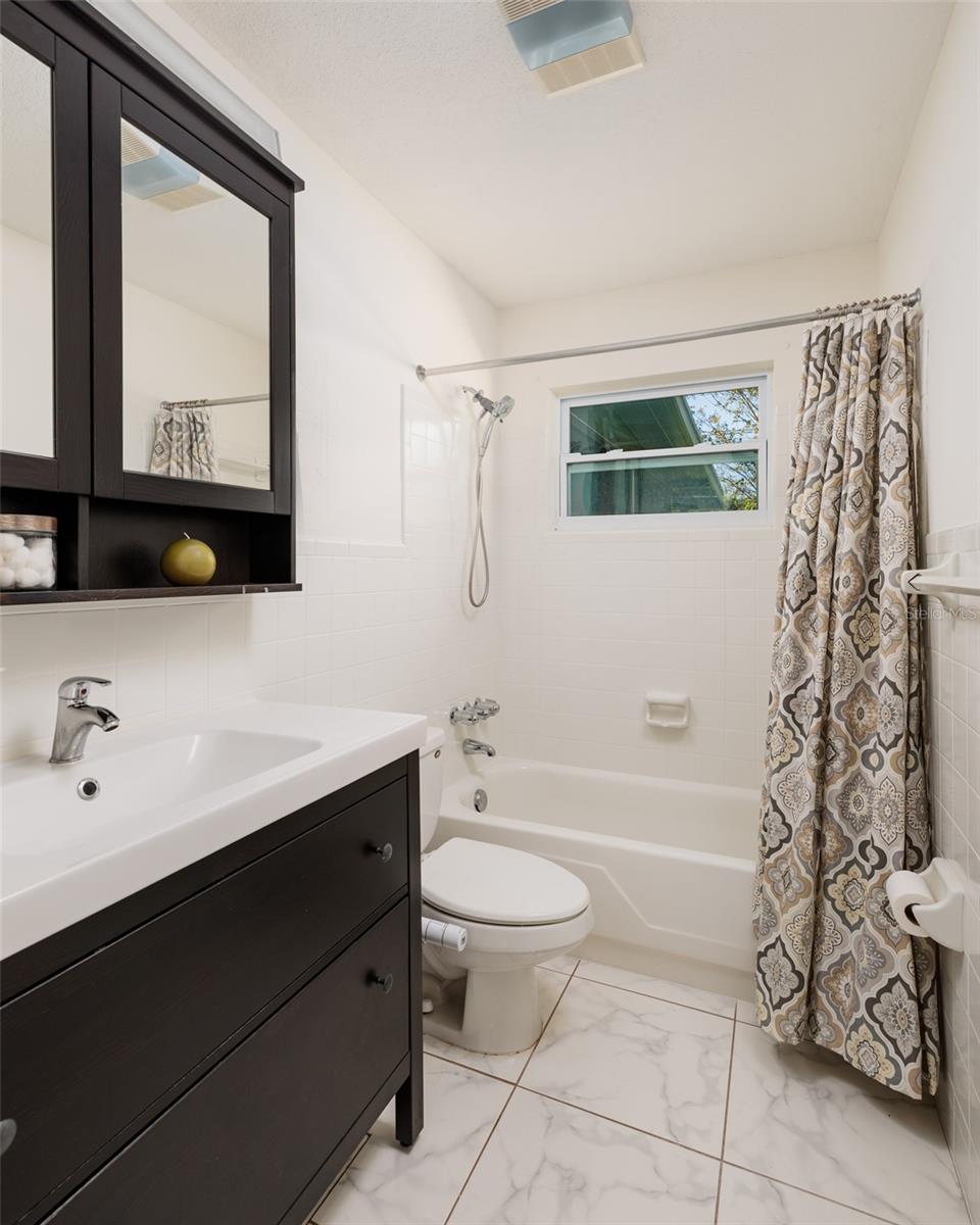 VALIANT ACRES - Residential