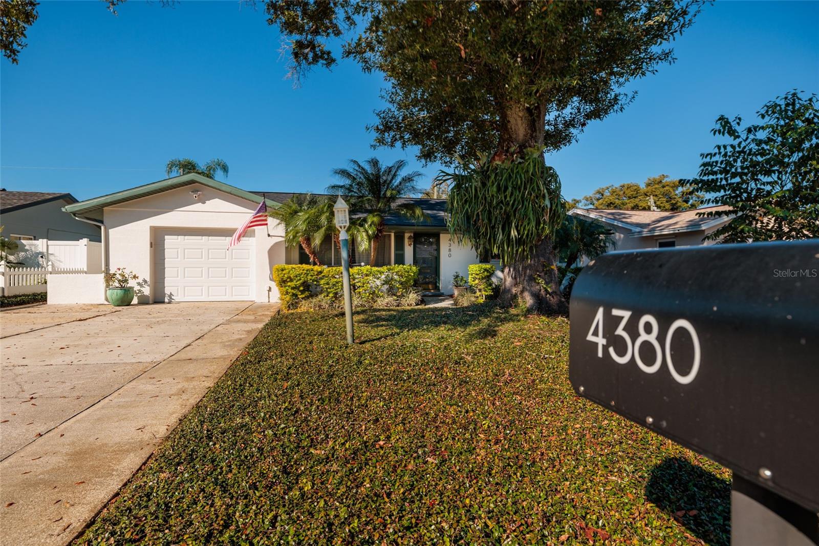 VALIANT ACRES - Residential