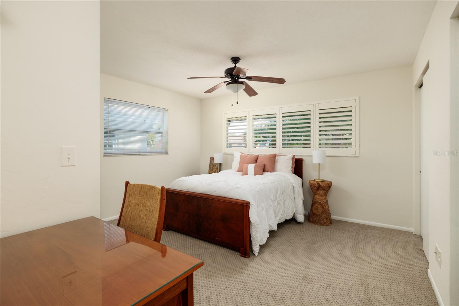 VALIANT ACRES - Residential