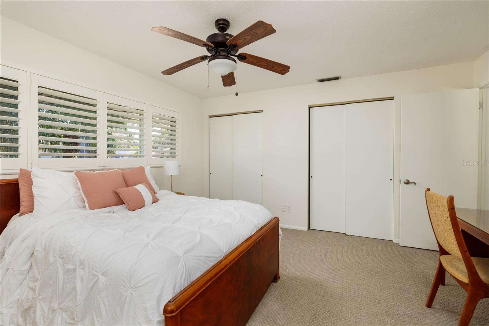 VALIANT ACRES - Residential