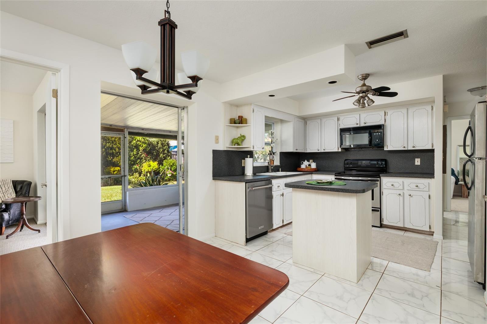 VALIANT ACRES - Residential