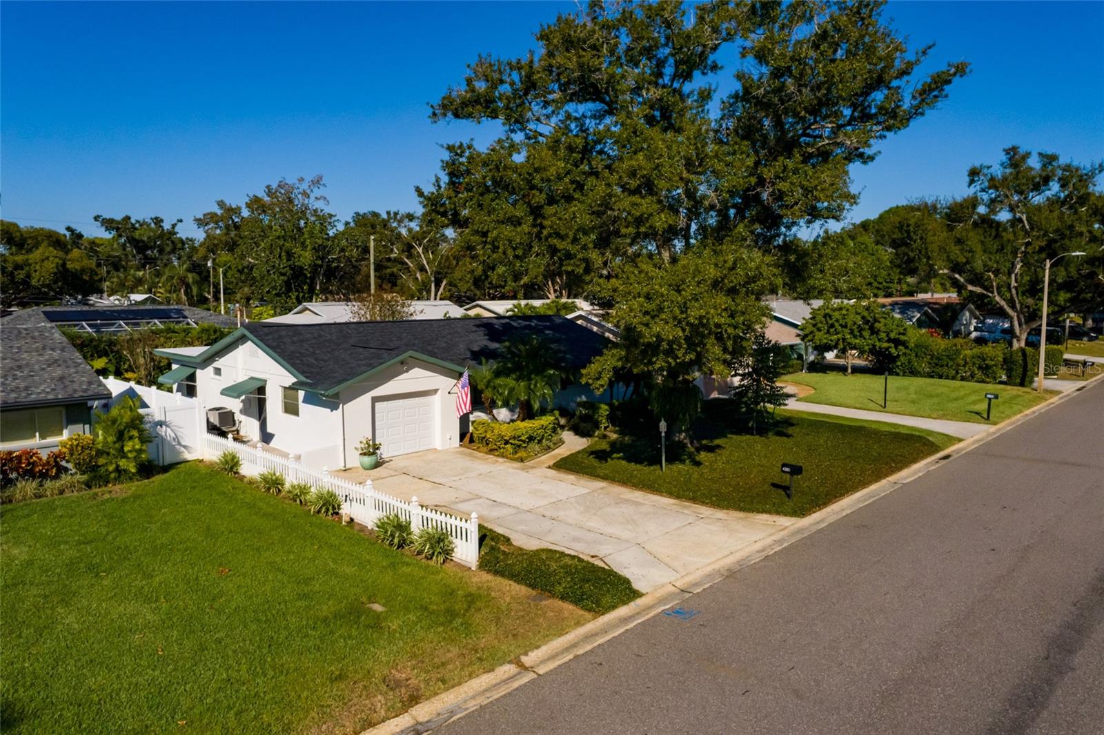 VALIANT ACRES - Residential