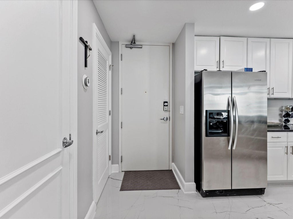 Photo of 101 S Eola Drive #601, Orlando, FL 32801 (MLS # O6442310)