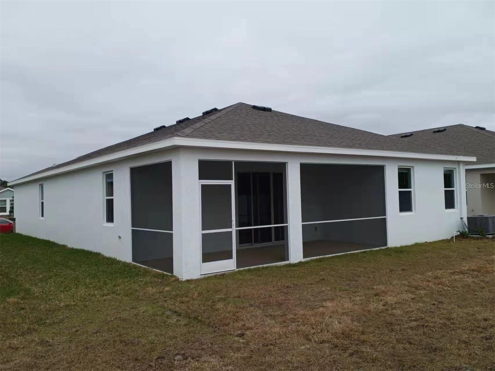 BARRINGTON/STERLING HILL - Residential Lease