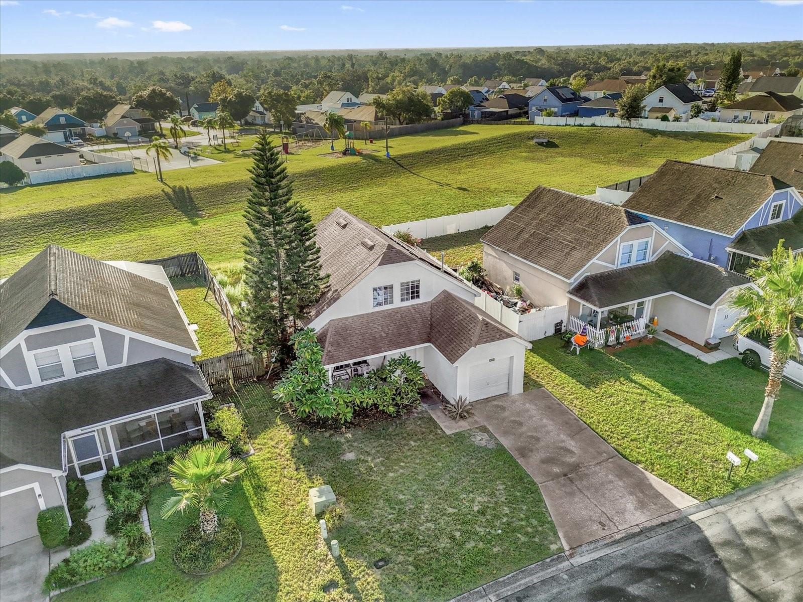 ROYAL RIDGE PH 01 - Residential