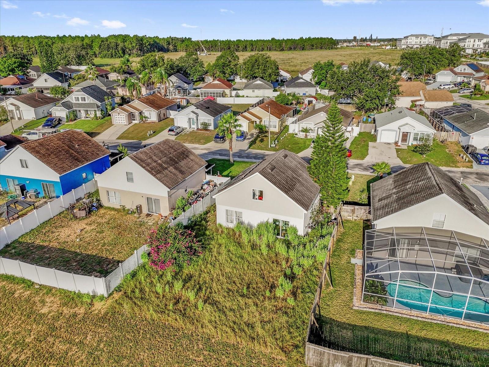 ROYAL RIDGE PH 01 - Residential