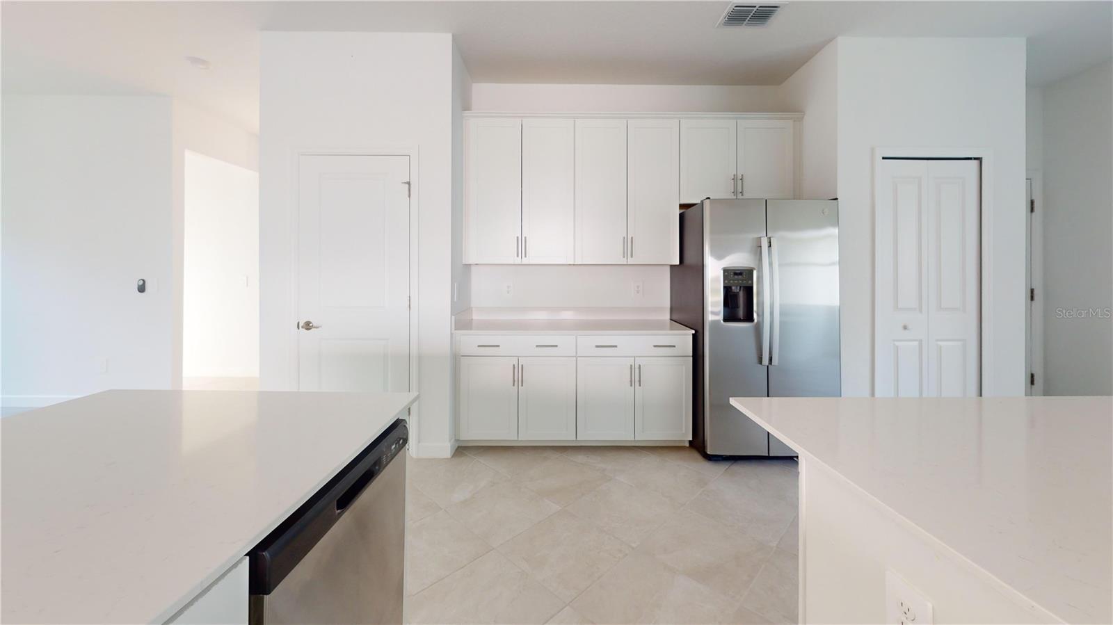 COCO BAY - Residential Lease